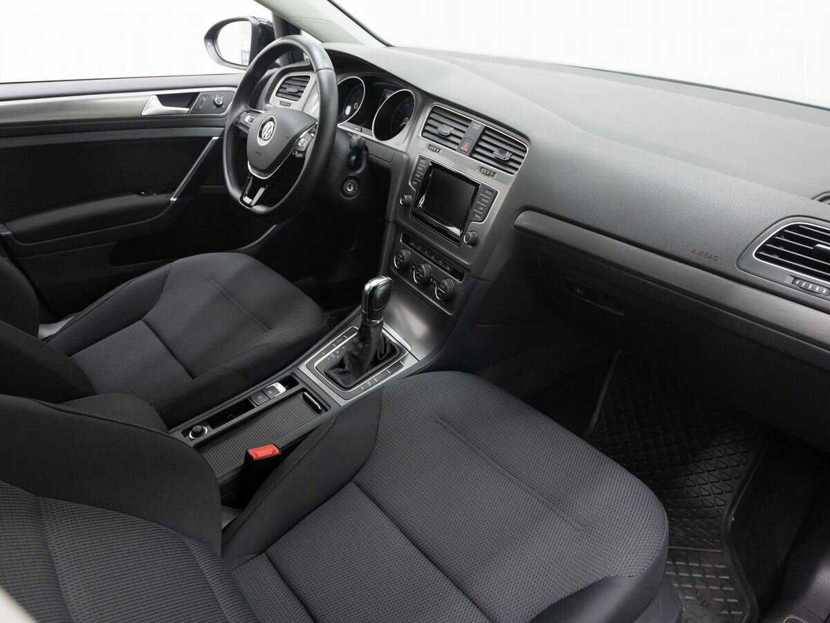 Volkswagen Golf 2013 года с пробегом. Фото: #12