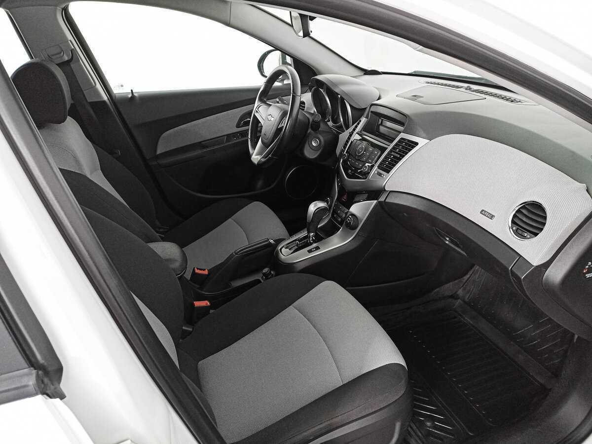 Chevrolet Cruze 2012 года с пробегом. Фото: #10