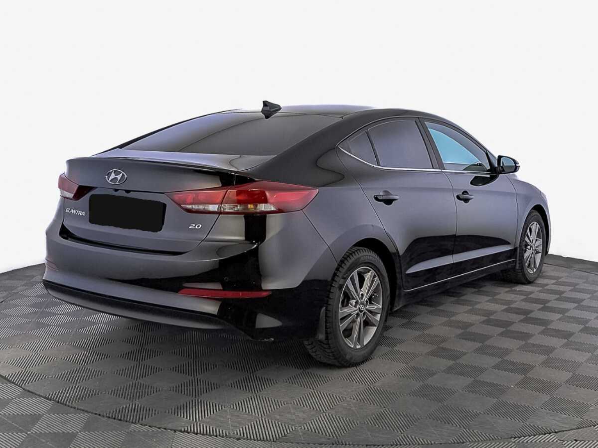 Hyundai Elantra 2017 года с пробегом. Фото: #4