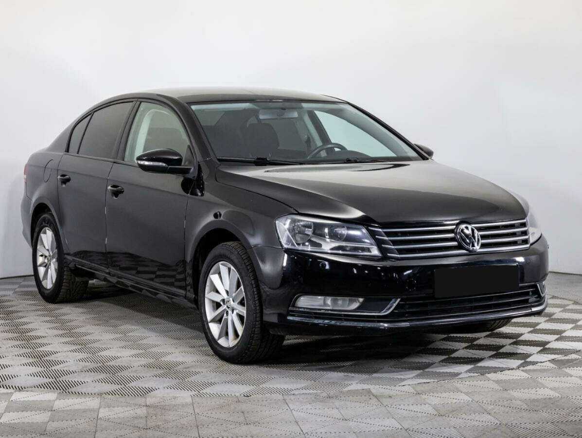 Volkswagen Passat 2013 года с пробегом. Фото: #2