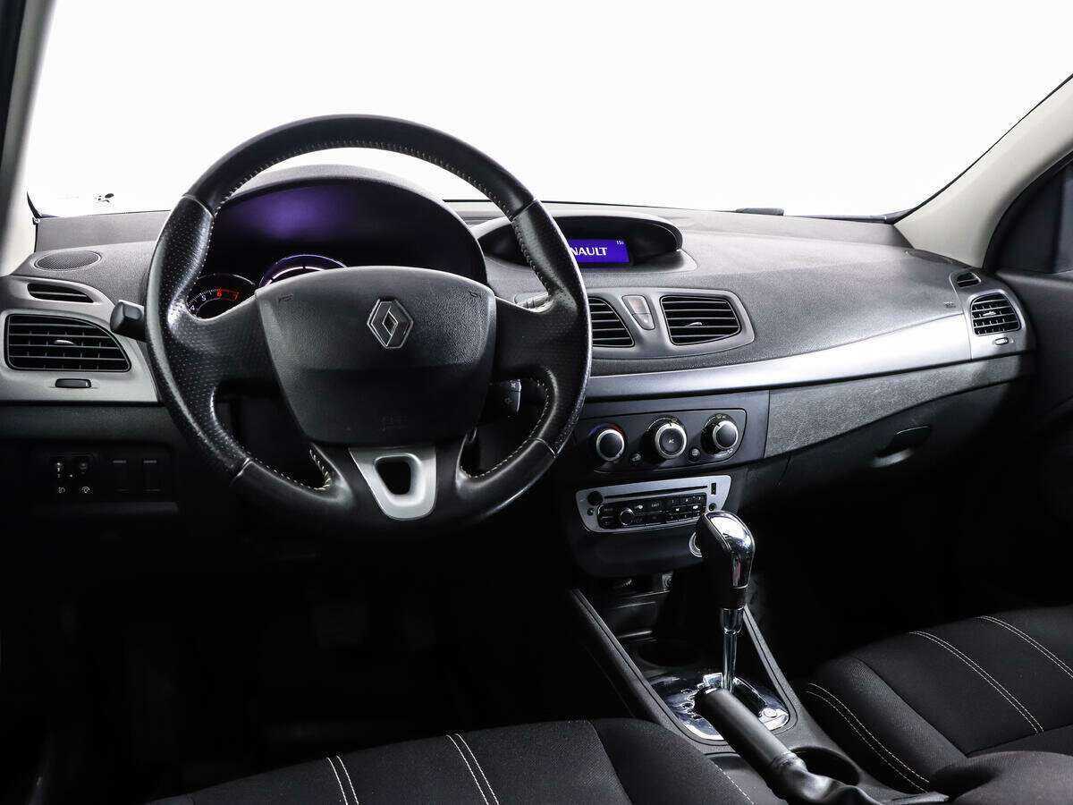 Renault Megane 2013 года с пробегом. Фото: #10