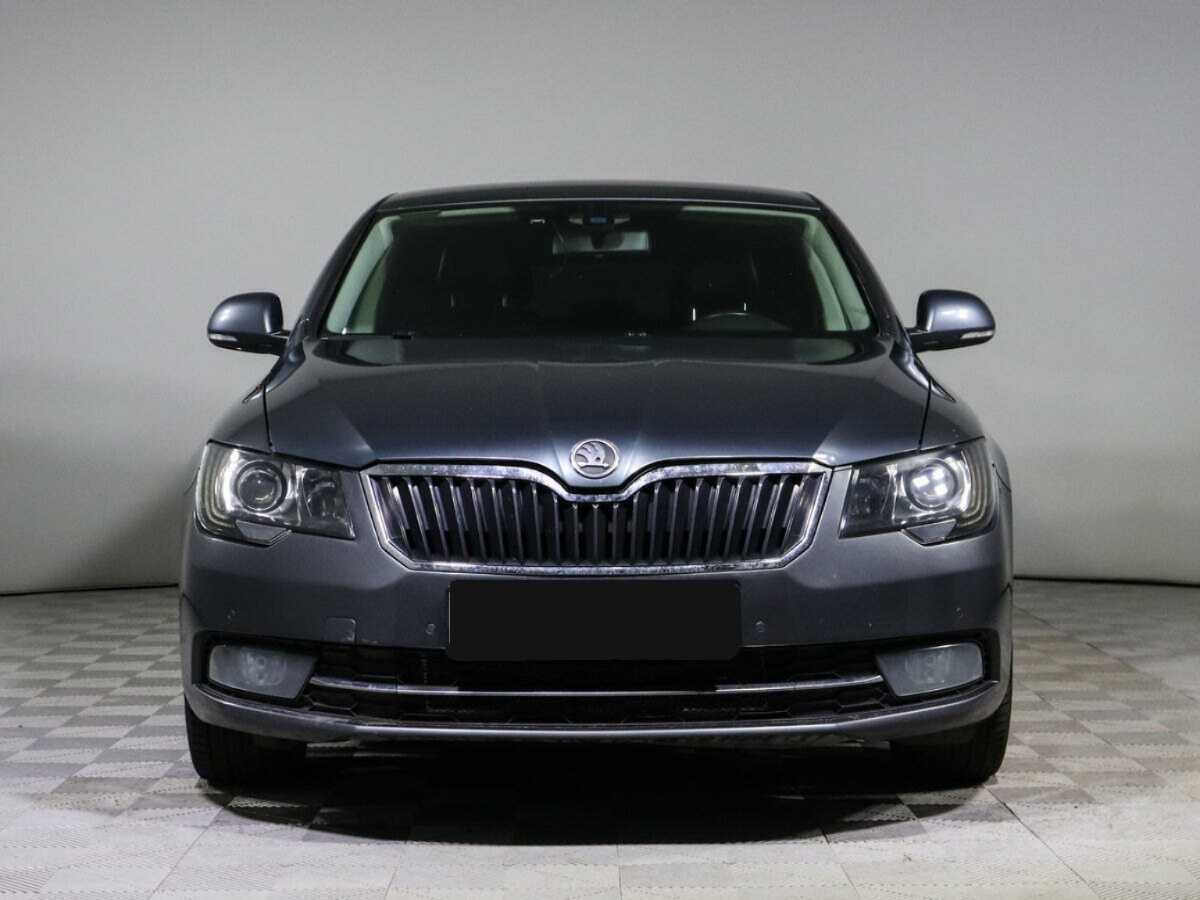Skoda Superb 2014 года с пробегом. Фото: #1