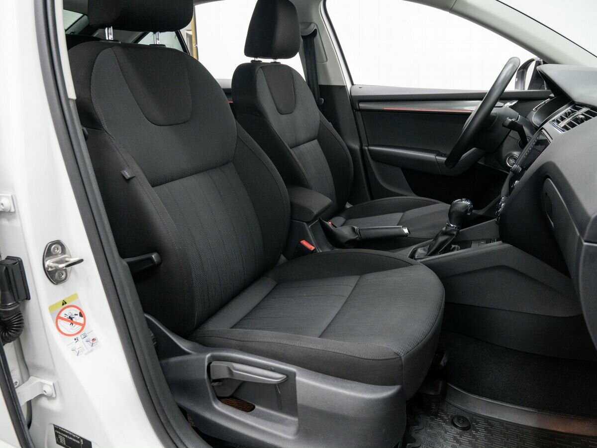 Skoda Octavia 2018 года с пробегом. Фото: #7