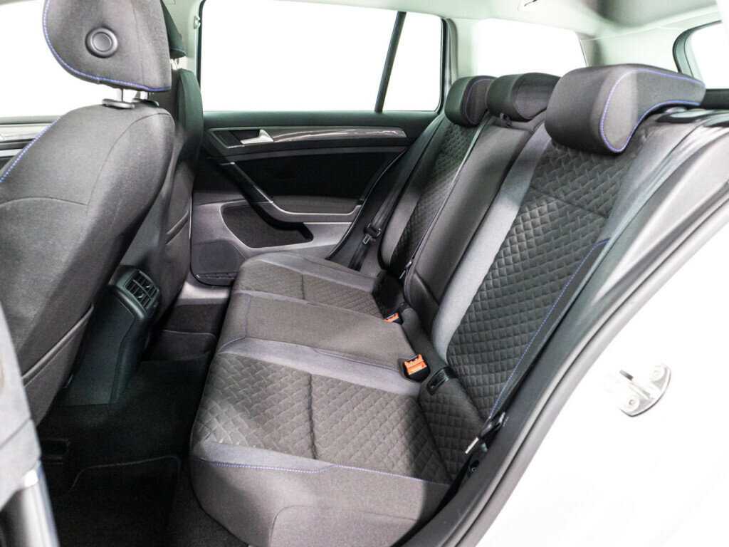 Volkswagen Golf 2018 года с пробегом. Фото: #9