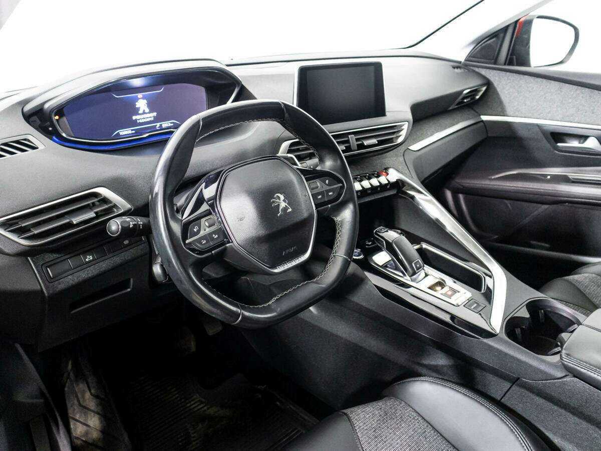 Peugeot 3008 2018 года с пробегом. Фото: #10