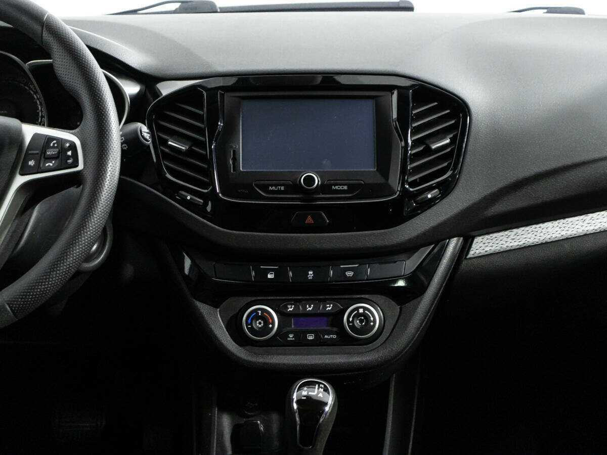 Lada (ВАЗ) Vesta 2019 года с пробегом. Фото: #12