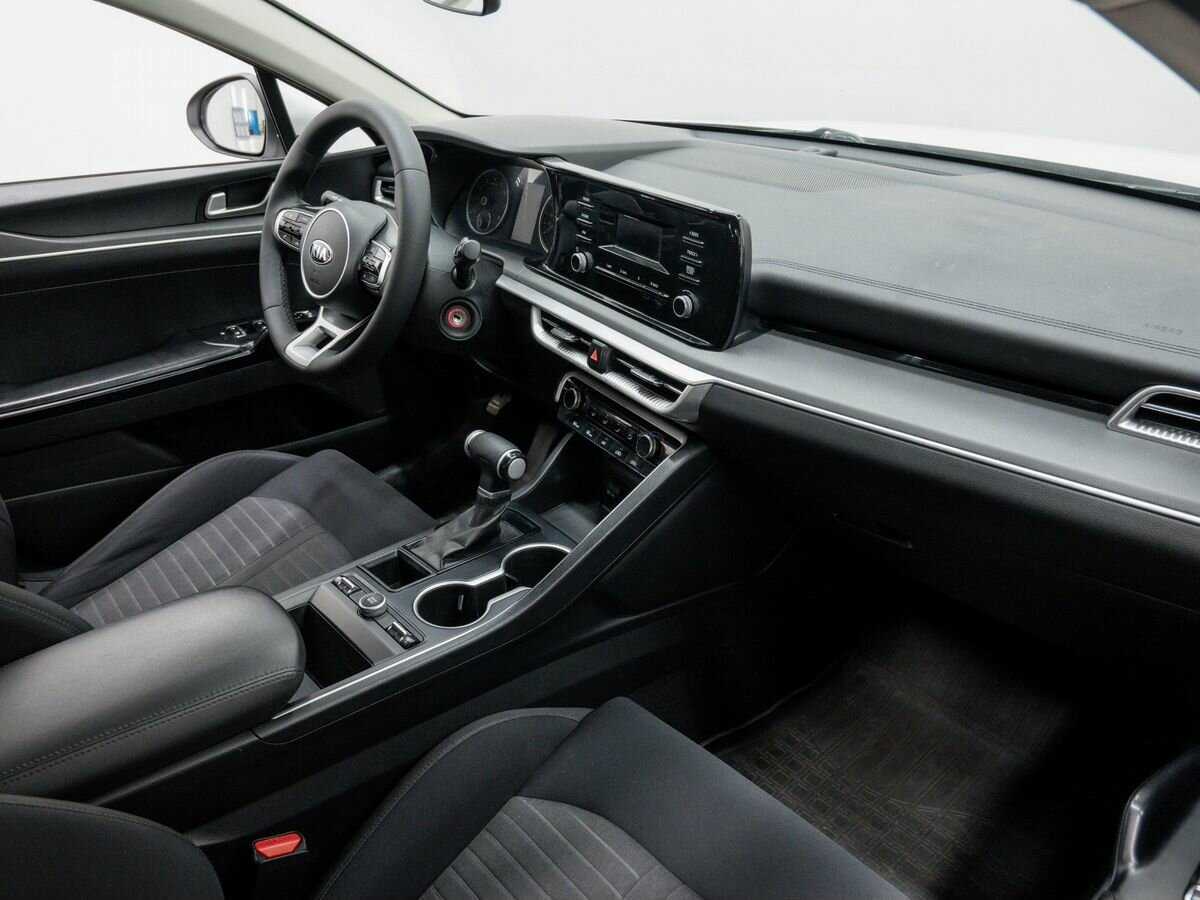 Kia K5 2021 года с пробегом. Фото: #6