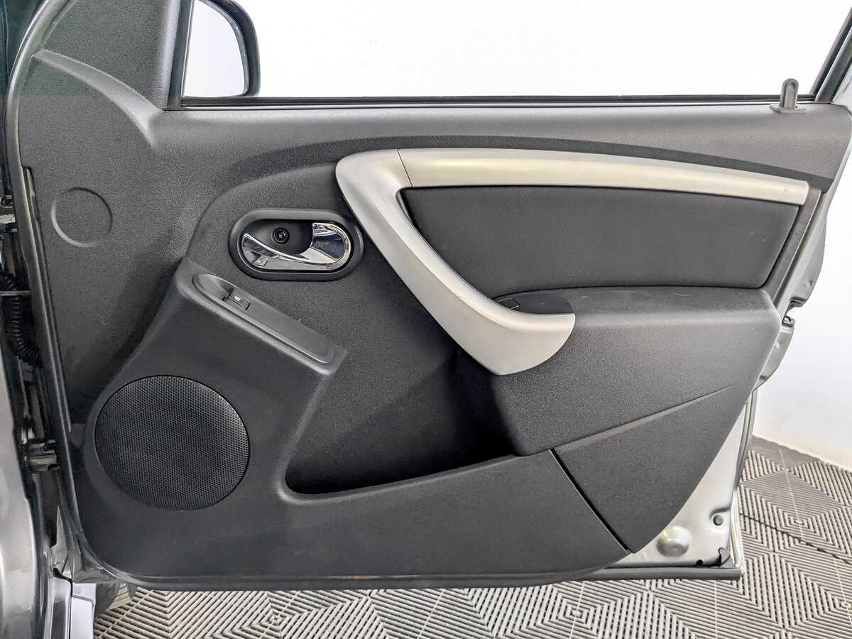 Nissan Terrano 2020 года с пробегом. Фото: #20