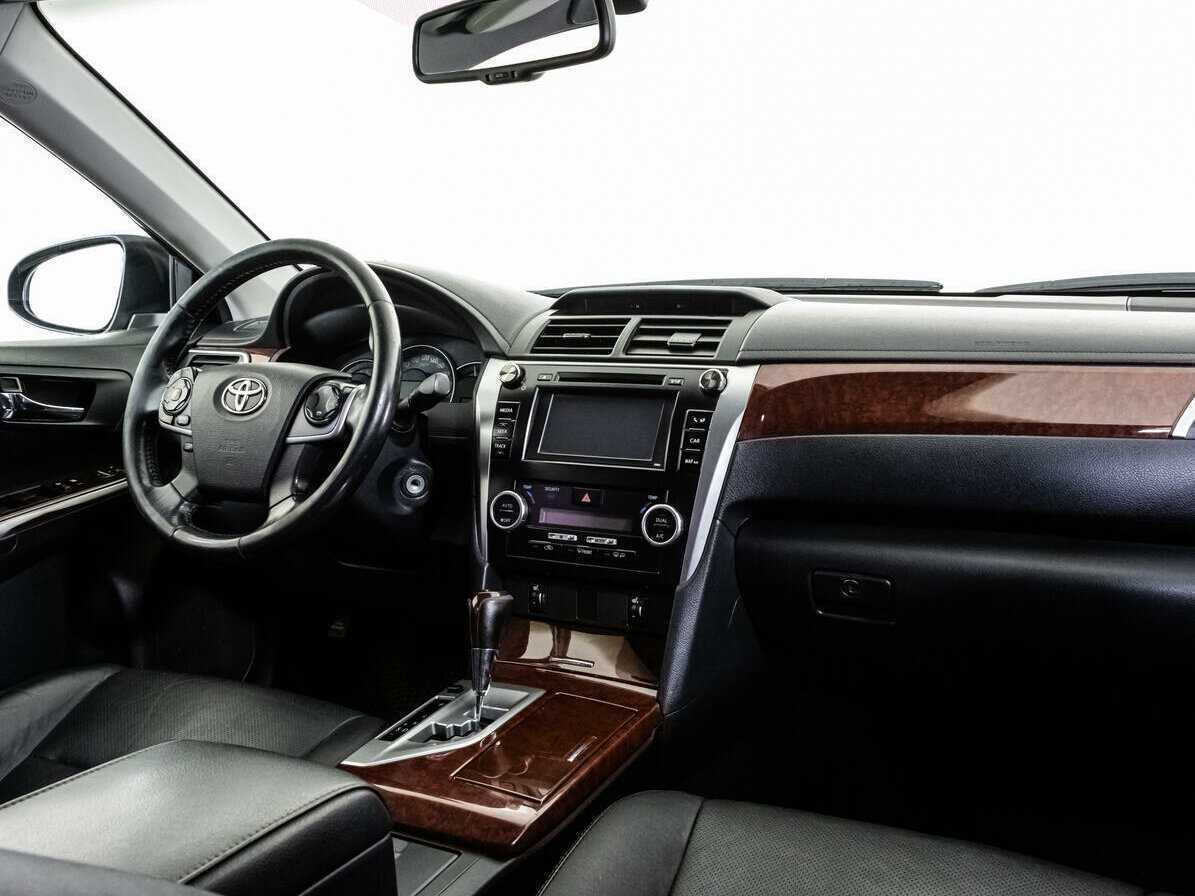 Toyota Camry 2014 года с пробегом. Фото: #6