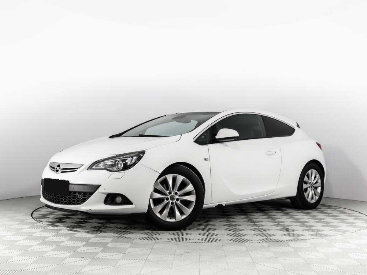 Opel Astra 2012 года с пробегом. Посмотреть фото
