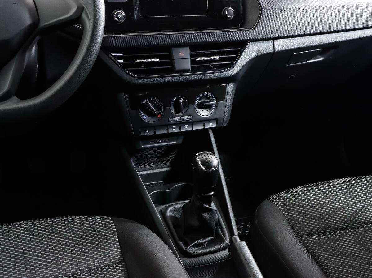 Volkswagen Polo 2021 года с пробегом. Фото: #8