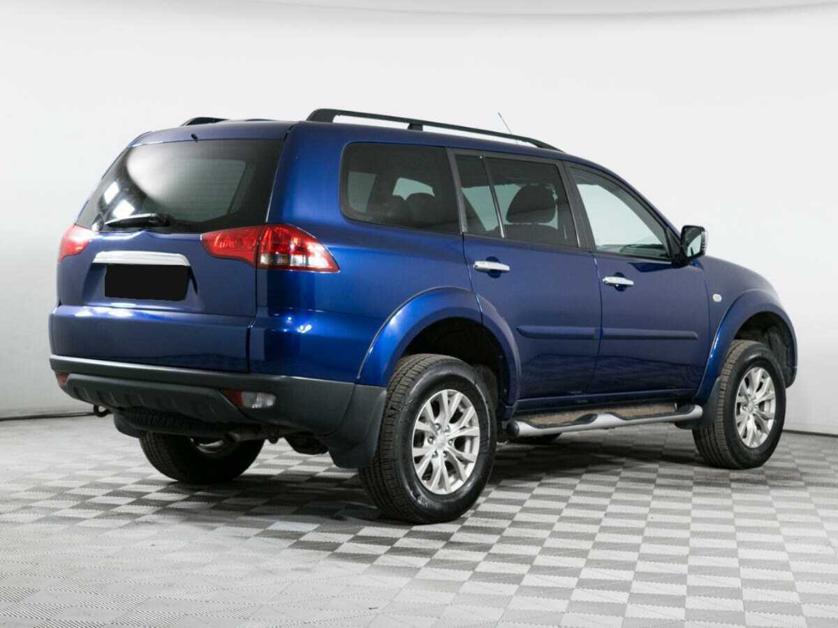 Mitsubishi Pajero Sport 2013 года с пробегом. Фото: #4