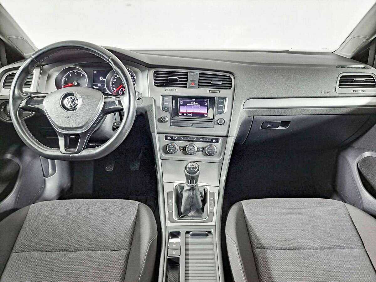 Volkswagen Golf 2013 года с пробегом. Фото: #11