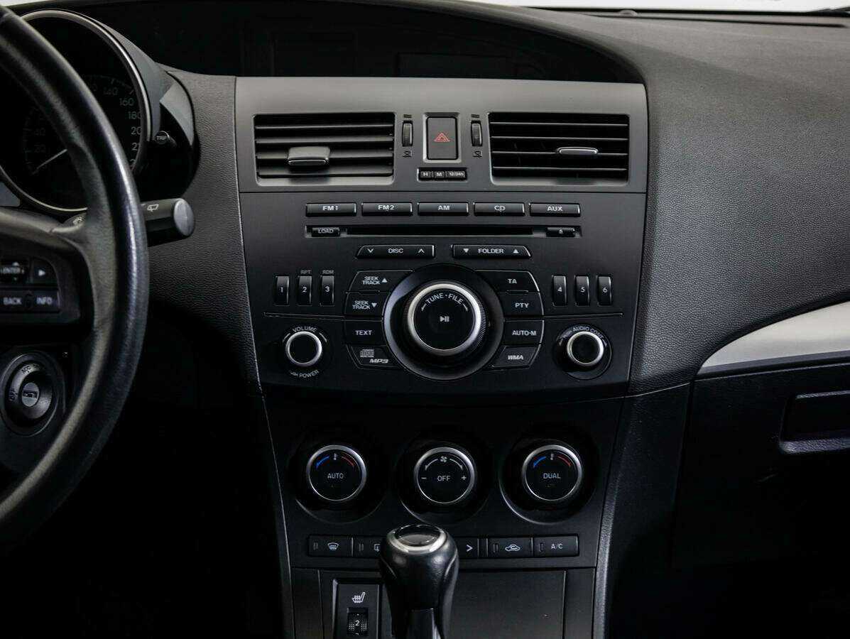 Mazda 3 2012 года с пробегом. Фото: #13
