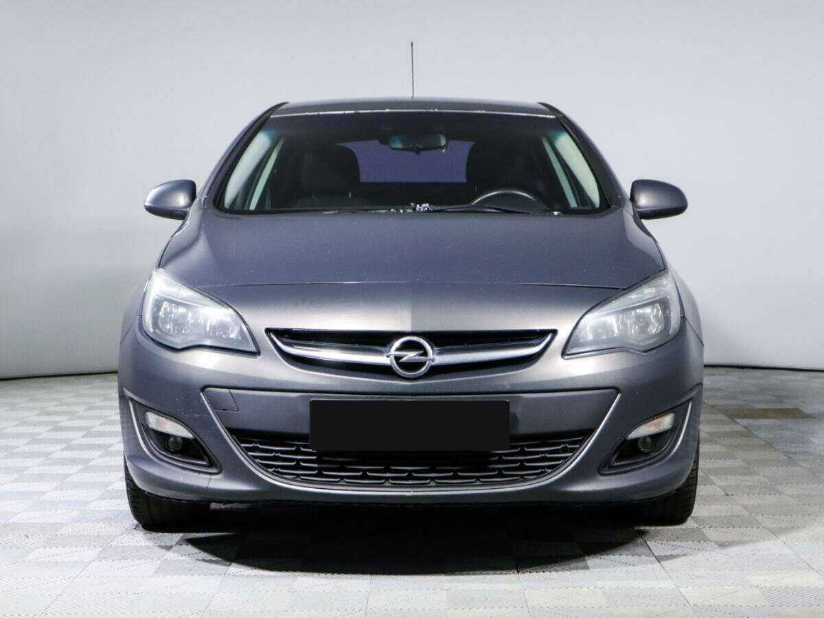 Opel Astra 2014 года с пробегом. Фото: #1