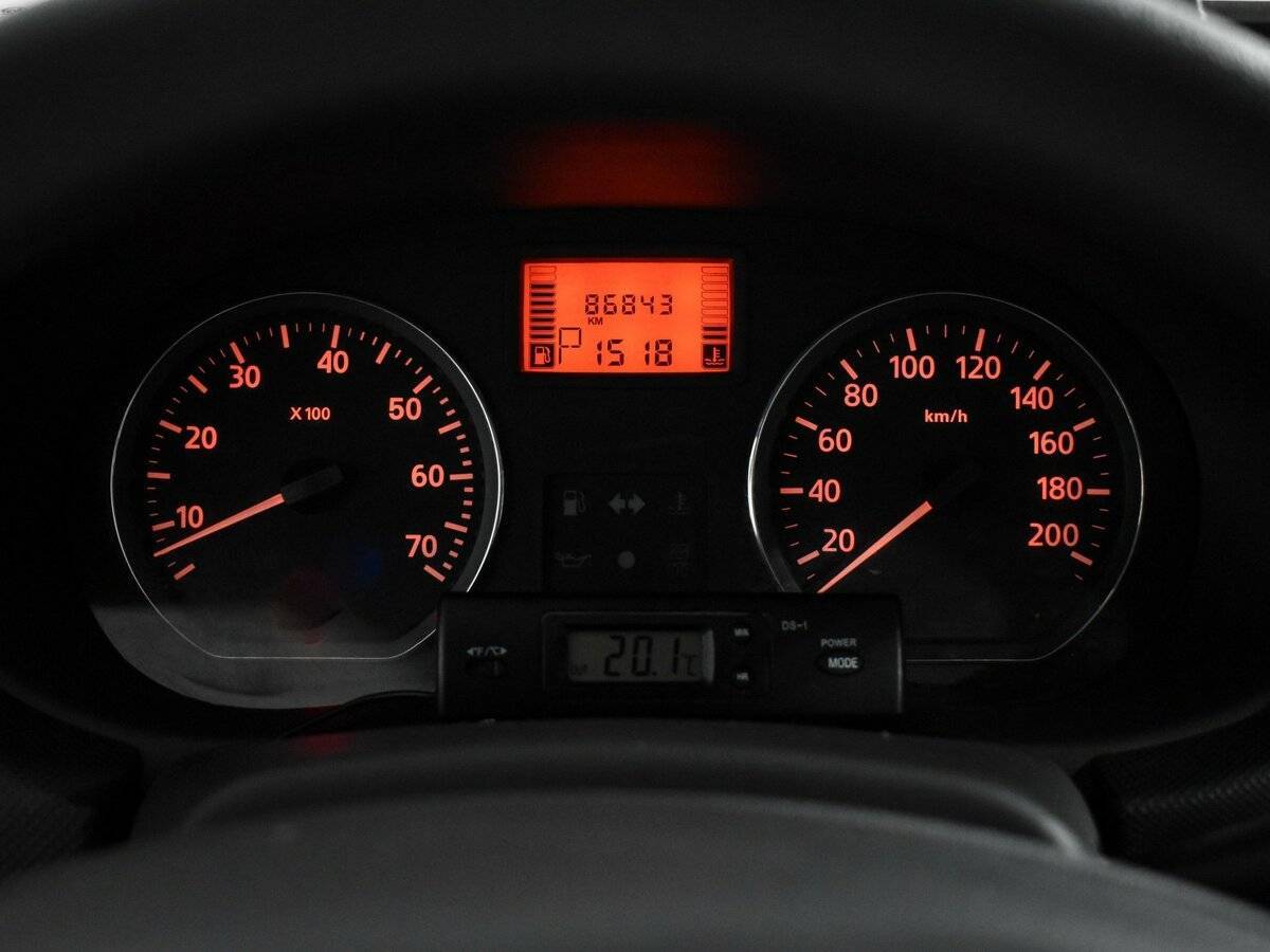 Renault Logan 2015 года с пробегом. Фото: #16