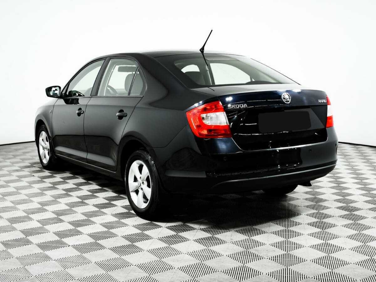 Skoda Rapid 2014 года с пробегом. Фото: #6