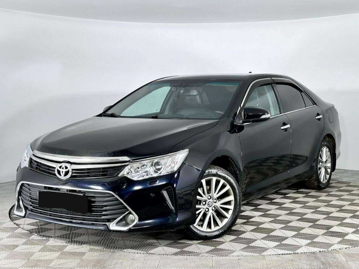 Toyota Camry 2016 года с пробегом. Посмотреть фото