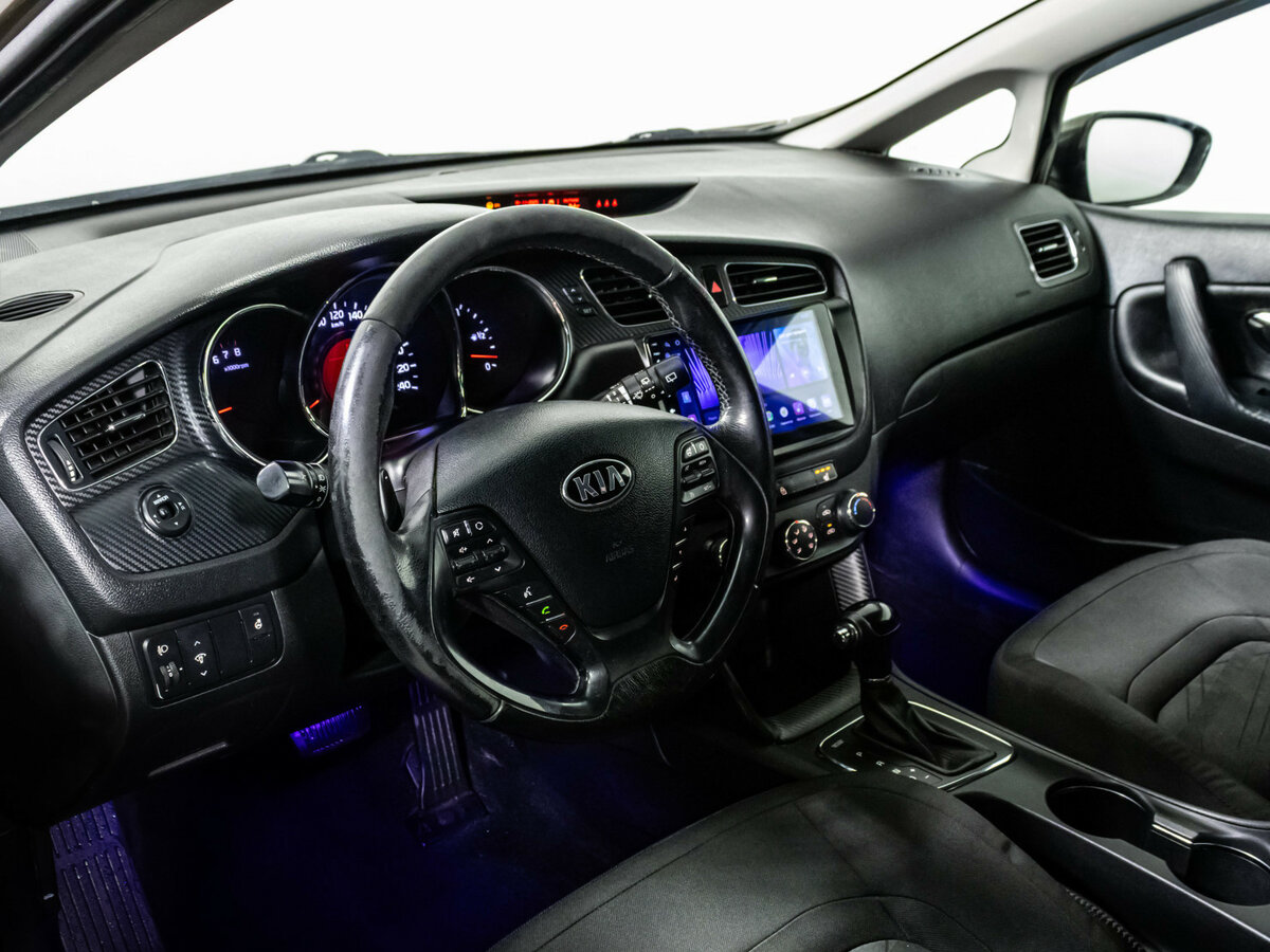 Kia Ceed 2012 года с пробегом. Фото: #8