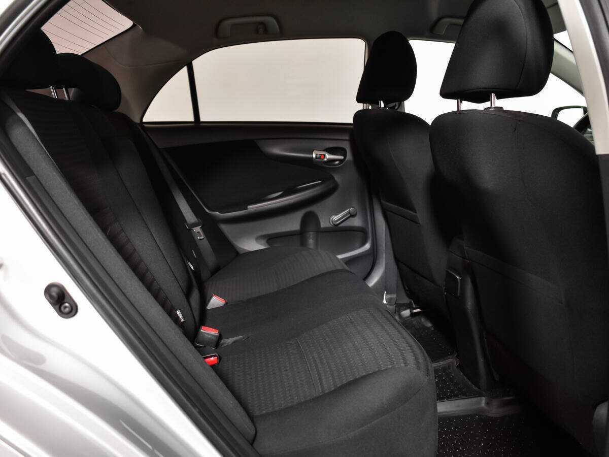 Toyota Corolla 2012 года с пробегом. Фото: #9