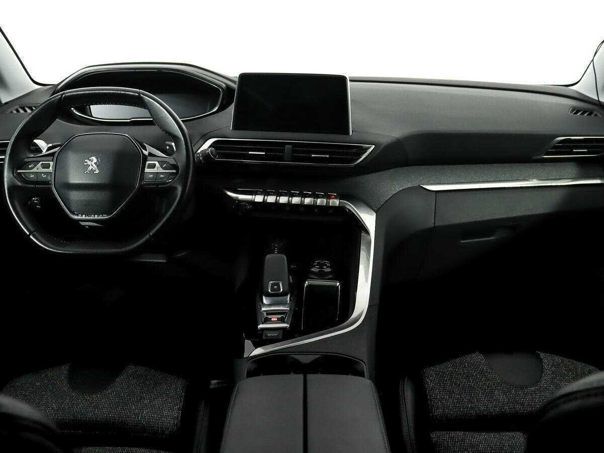 Peugeot 3008 2017 года с пробегом. Фото: #9