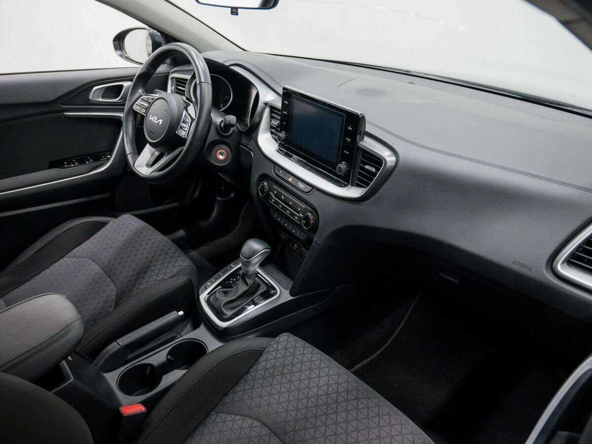 Kia Ceed 2022 года с пробегом. Фото: #8