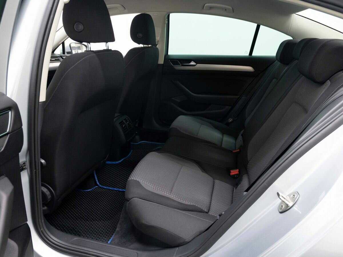 Volkswagen Passat 2017 года с пробегом. Фото: #22