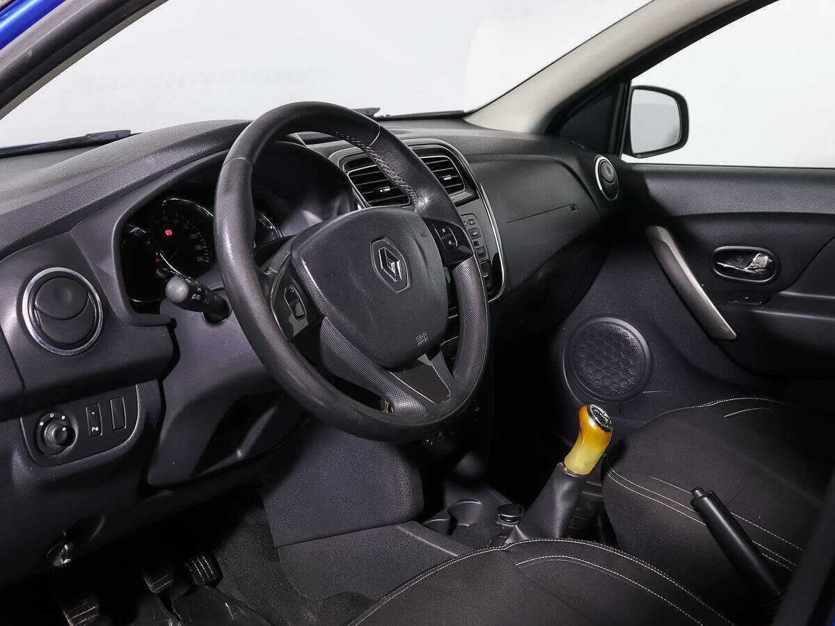 Renault Sandero 2016 года с пробегом. Фото: #11