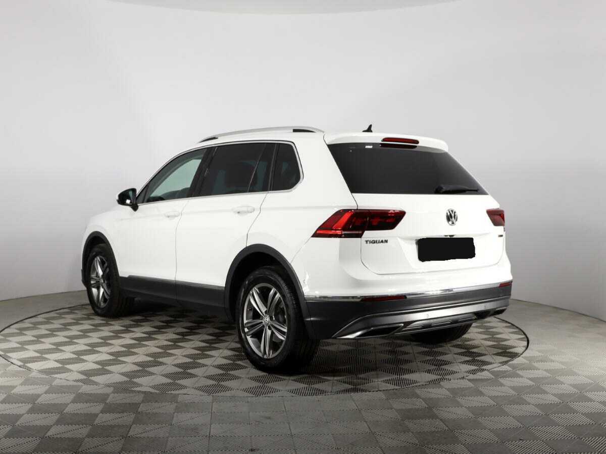 Volkswagen Tiguan 2018 года с пробегом. Фото: #4