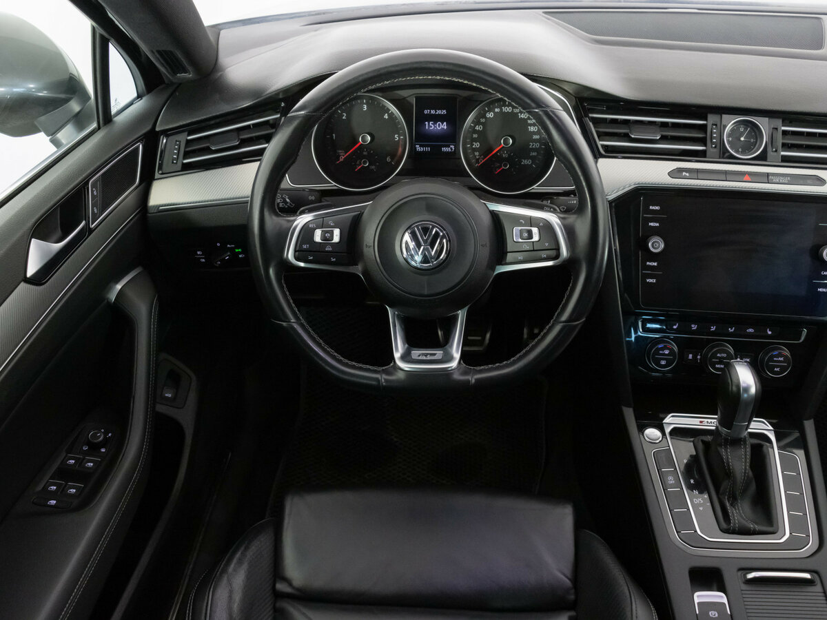 Volkswagen Passat 2018 года с пробегом. Фото: #10