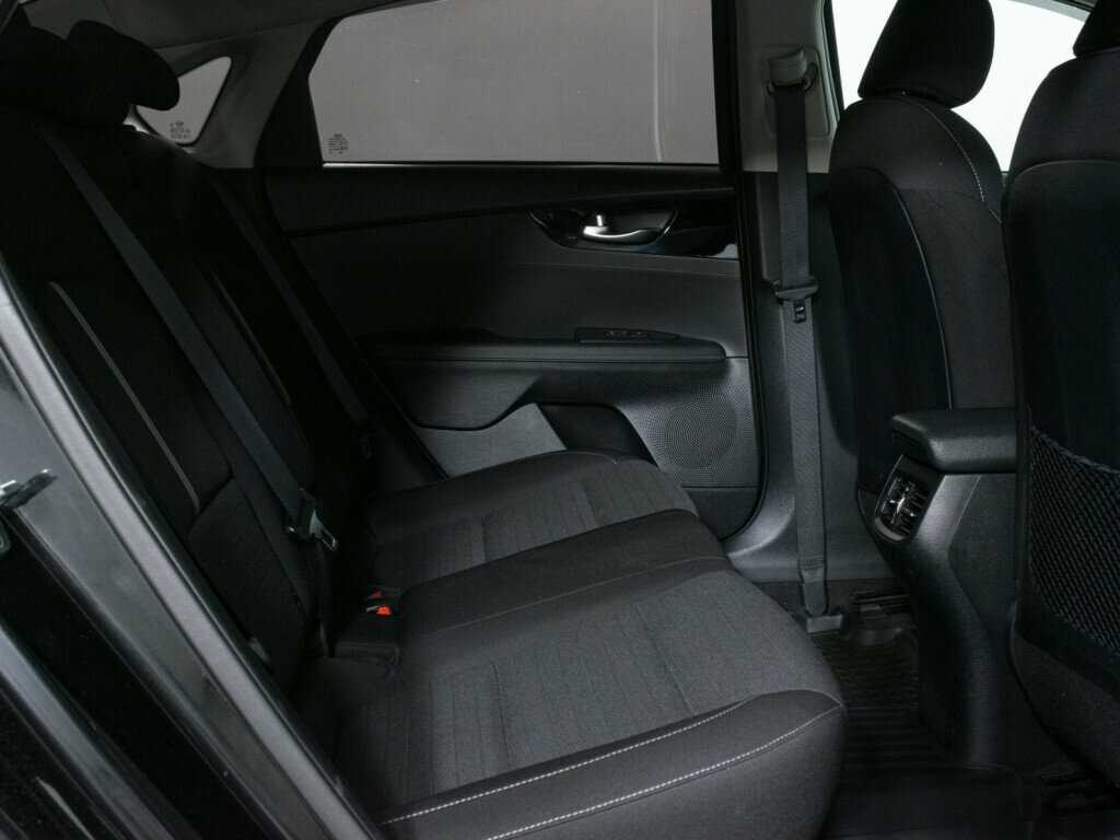 Kia Cerato 2019 года с пробегом. Фото: #9