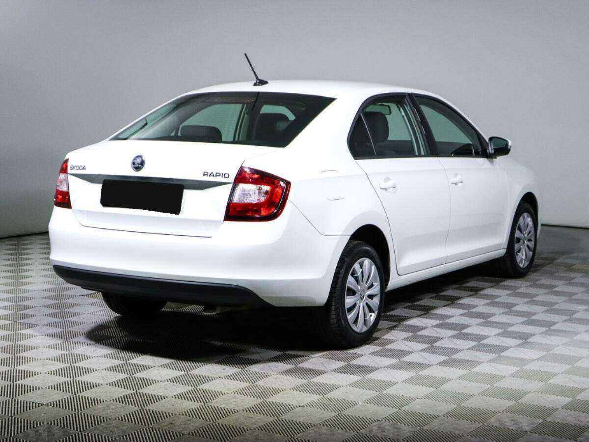 Skoda Rapid 2018 года с пробегом. Фото: #4