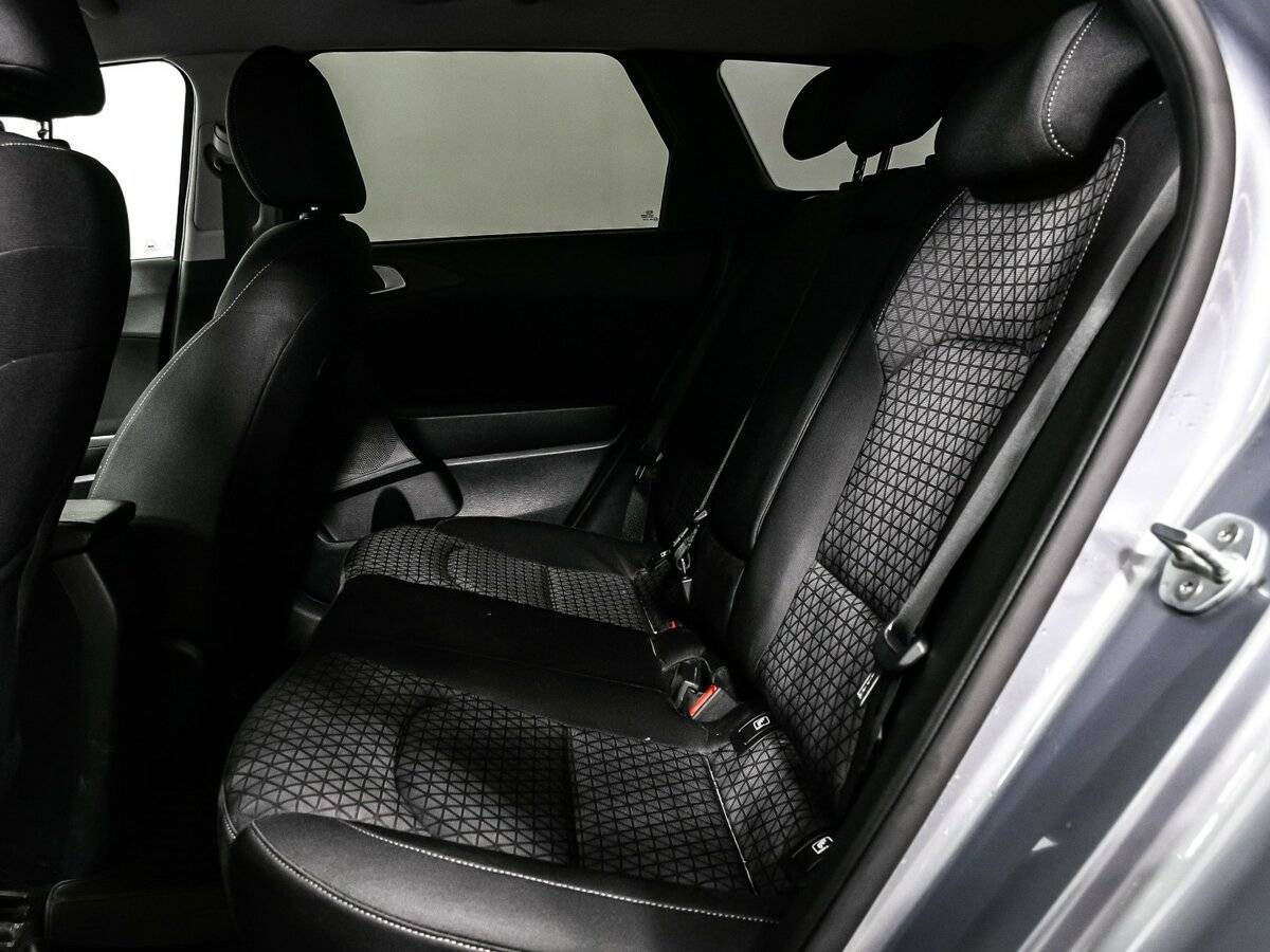 Kia Ceed 2020 года с пробегом. Фото: #11