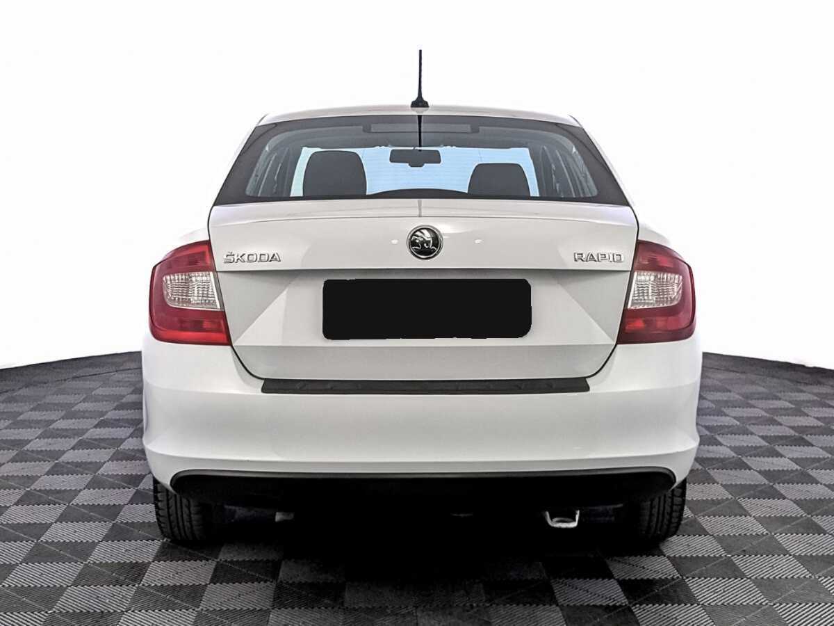 Skoda Rapid 2017 года с пробегом. Фото: #5
