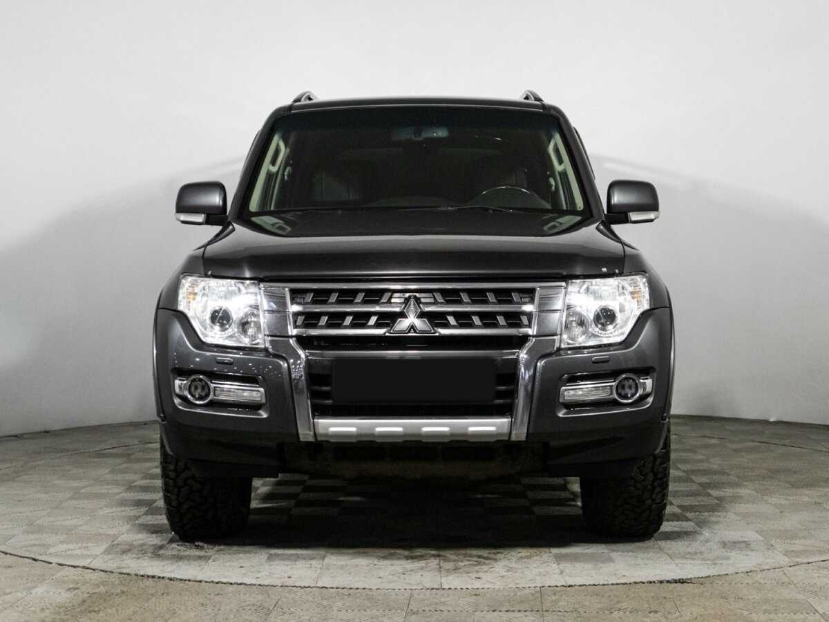 Mitsubishi Pajero 2014 года с пробегом. Фото: #1