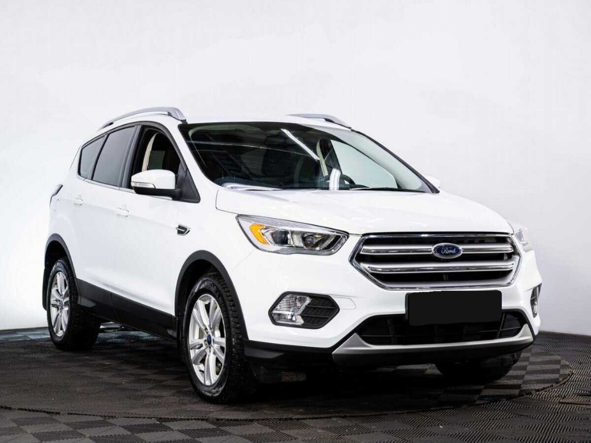 Ford Kuga 2017 года с пробегом. Фото: #2