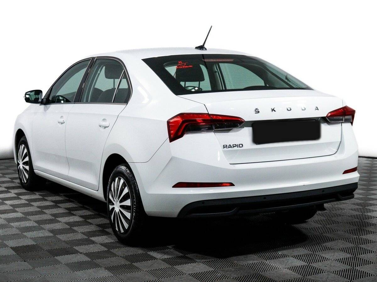 Skoda Rapid 2021 года с пробегом. Фото: #6