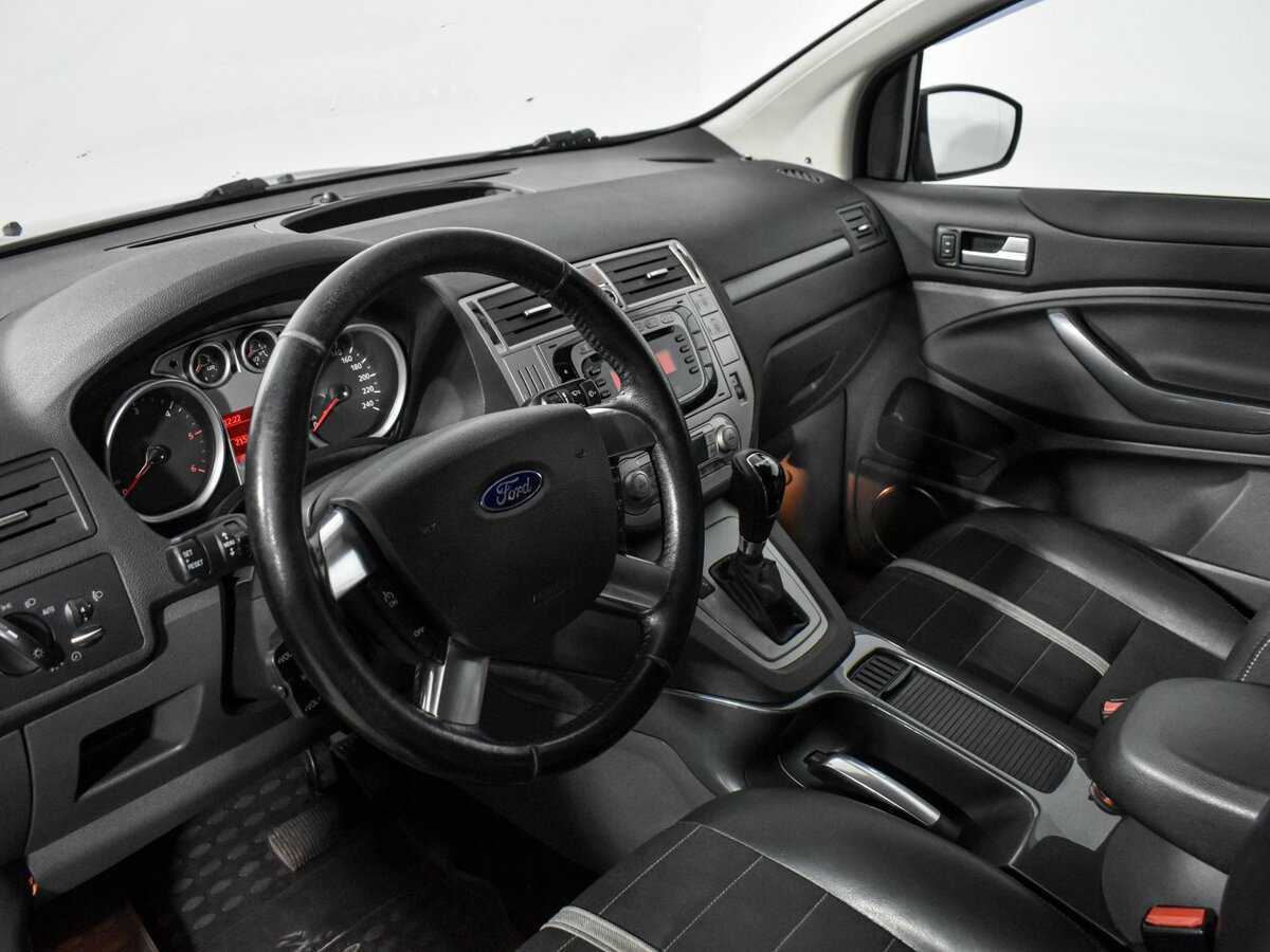 Ford Kuga 2012 года с пробегом. Фото: #8