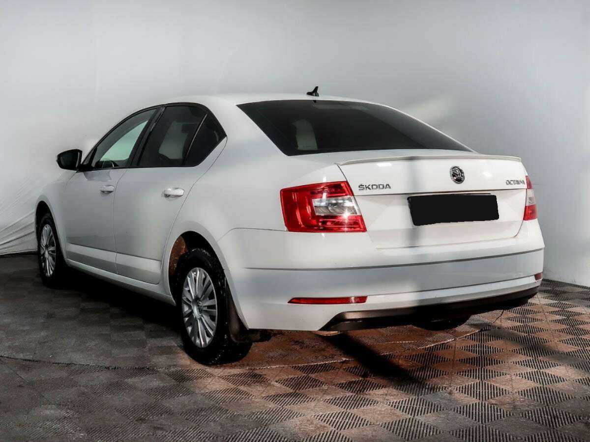 Skoda Octavia 2018 года с пробегом. Фото: #4