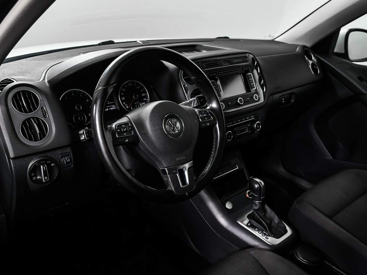 Volkswagen Tiguan 2015 года с пробегом. Фото: #11