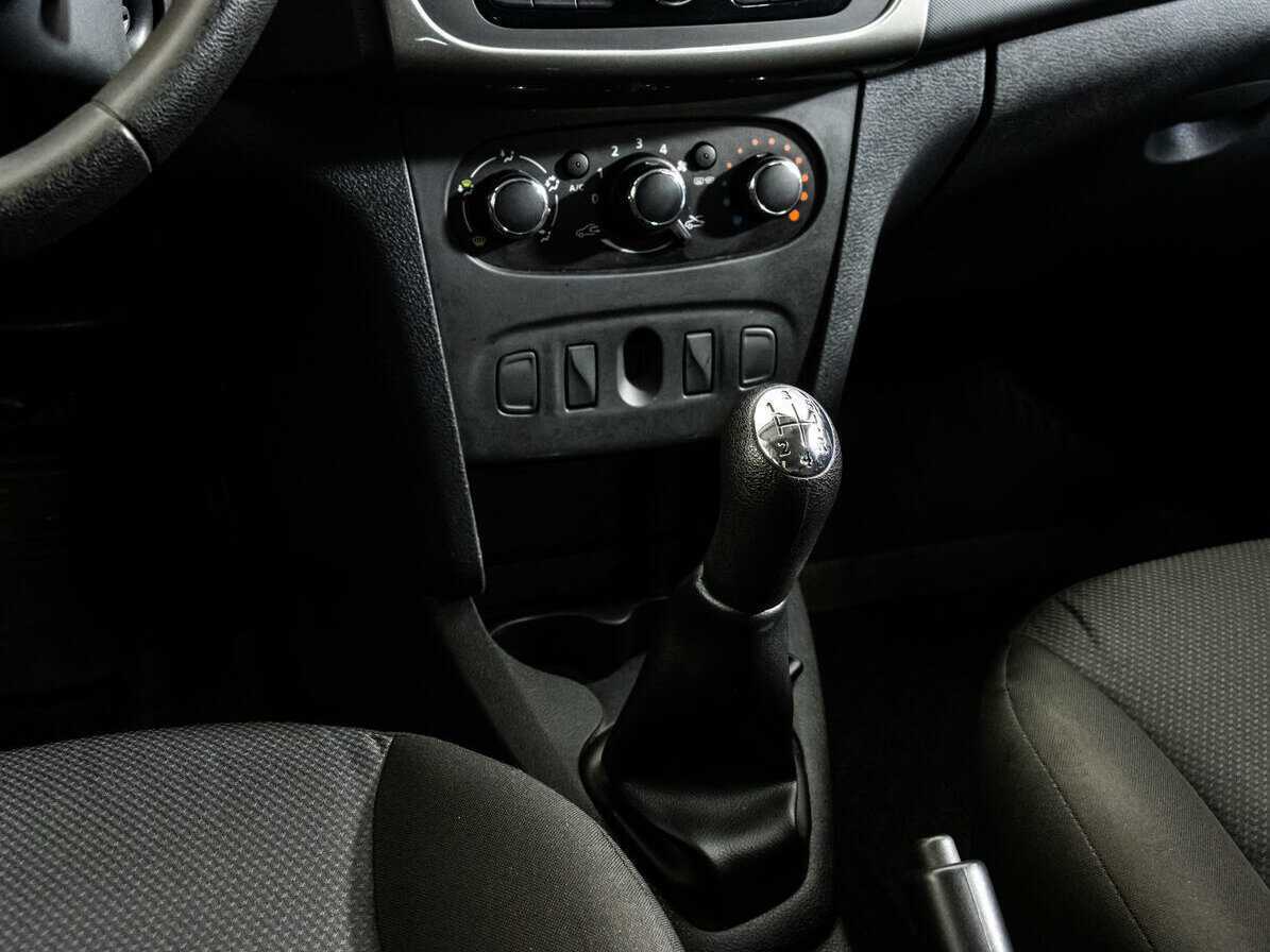 Renault Logan 2019 года с пробегом. Фото: #11