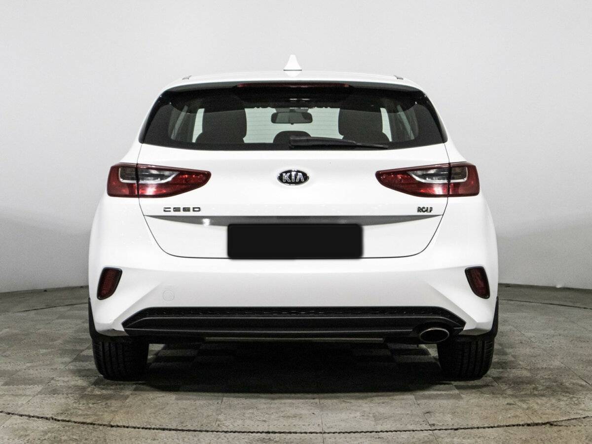 Kia Ceed 2019 года с пробегом. Фото: #5