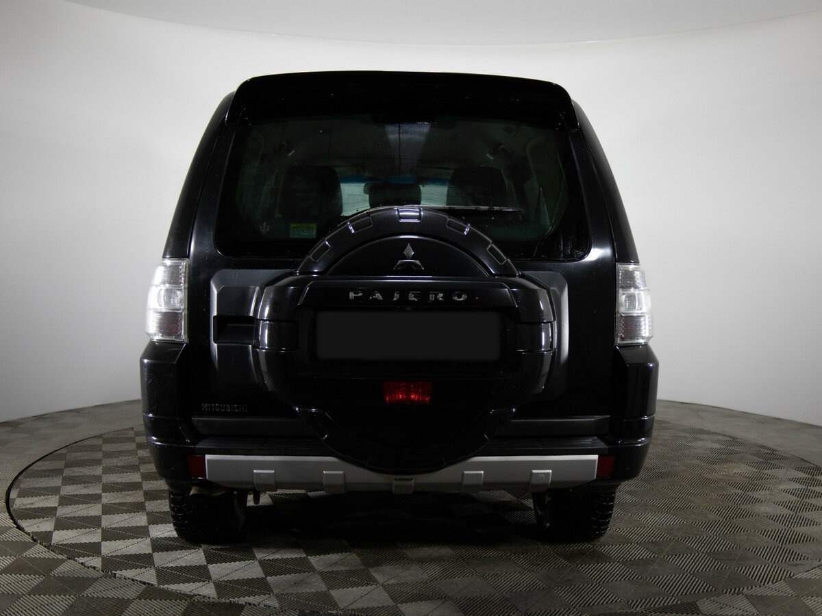 Mitsubishi Pajero 2013 года с пробегом. Фото: #4