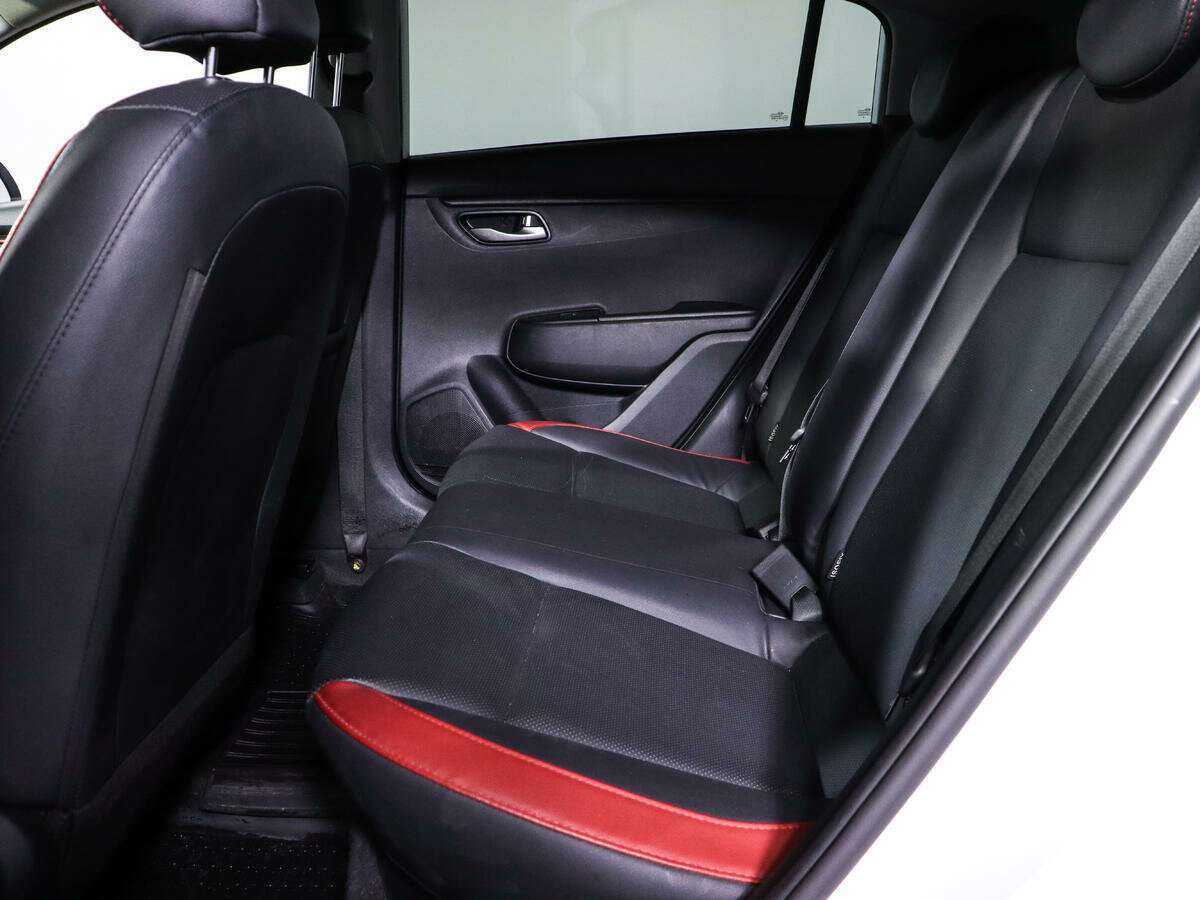 Kia Rio 2019 года с пробегом. Фото: #7