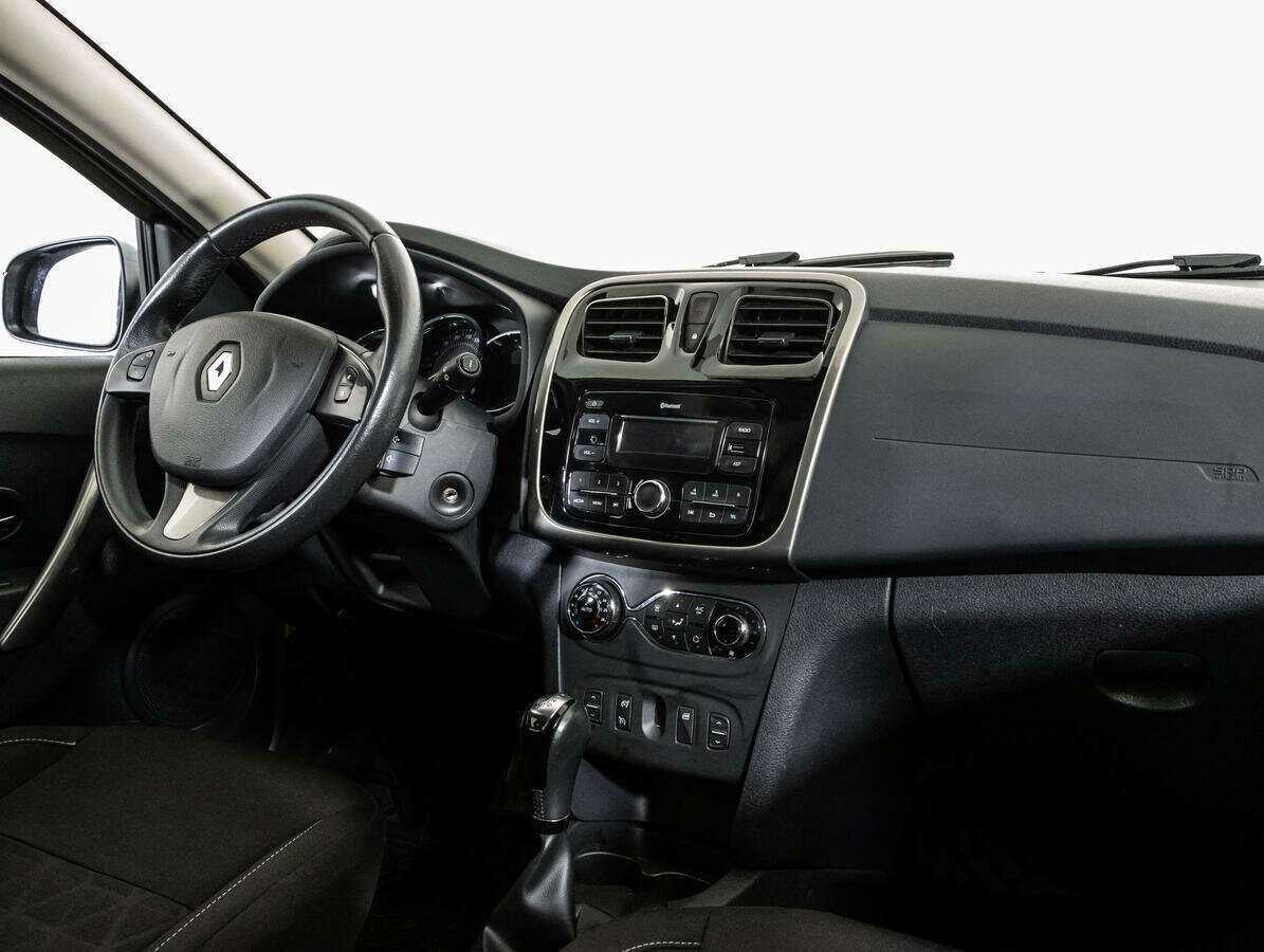 Renault Sandero 2017 года с пробегом. Фото: #8