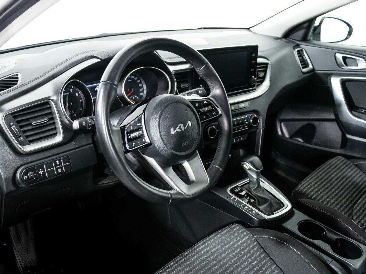 Kia Ceed 2023 года с пробегом. Фото: #10
