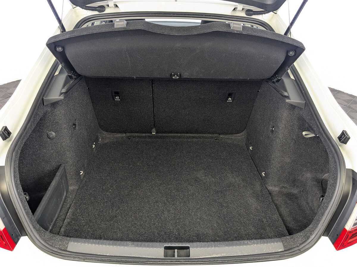 Skoda Octavia 2020 года с пробегом. Фото: #9