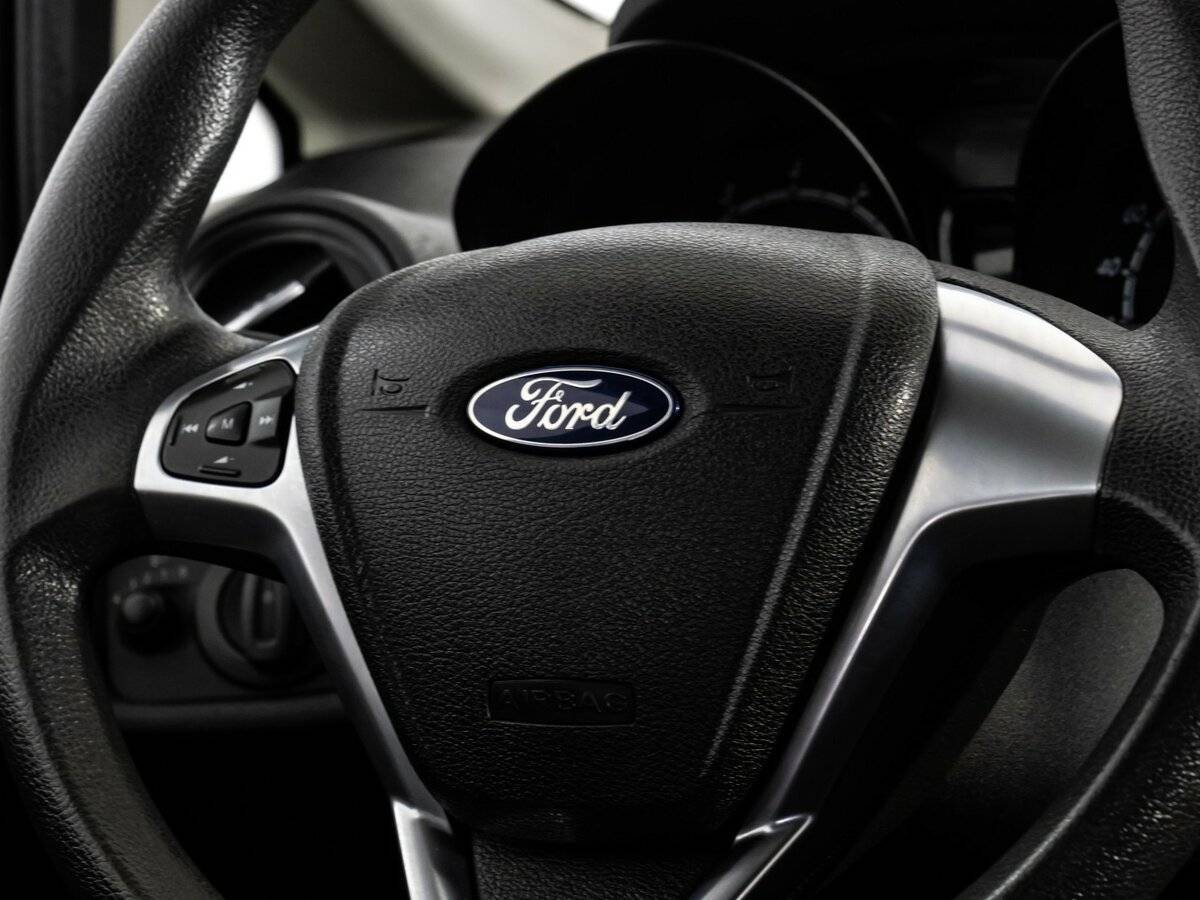 Ford Fiesta 2015 года с пробегом. Фото: #10