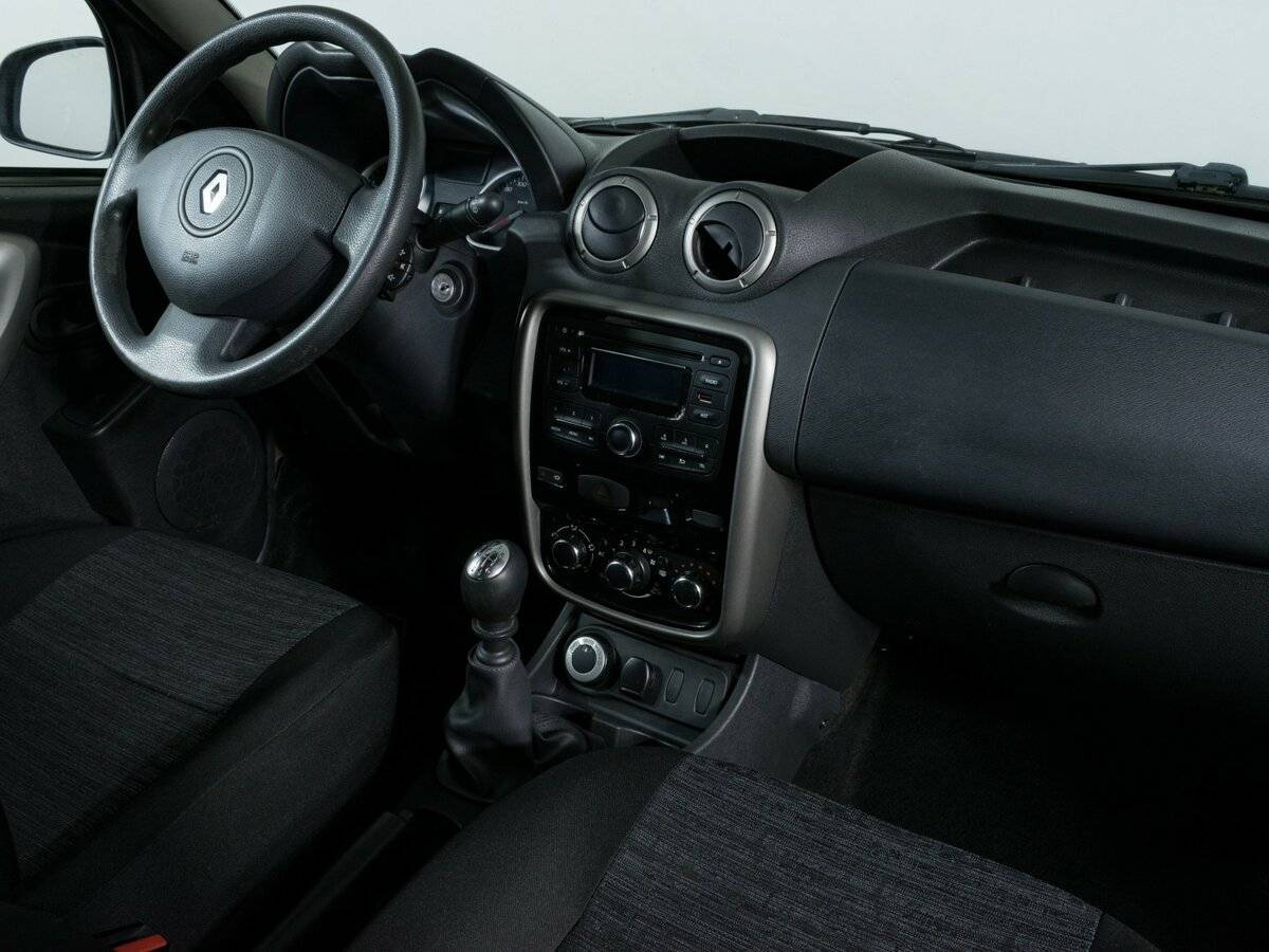 Renault Duster 2014 года с пробегом. Фото: #9