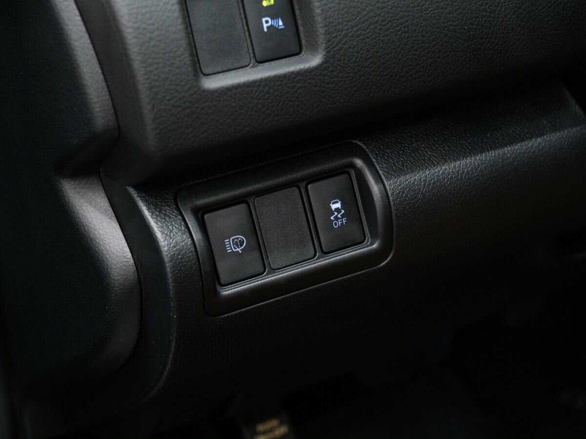 Toyota Camry 2017 года с пробегом. Фото: #18